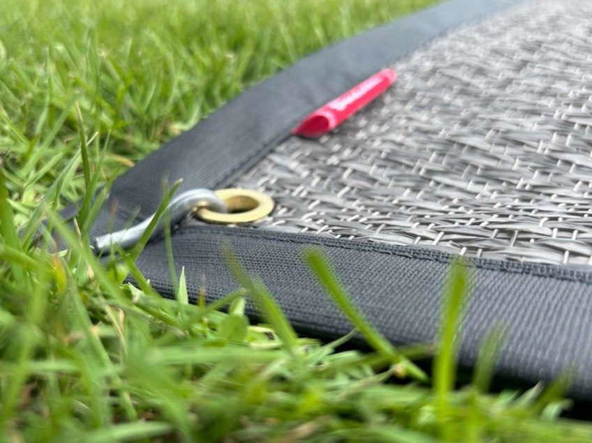 Isabella Edged Canopy Carpet