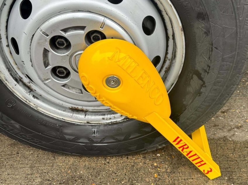 Milenco Wraith 3 Motorhome Clamp