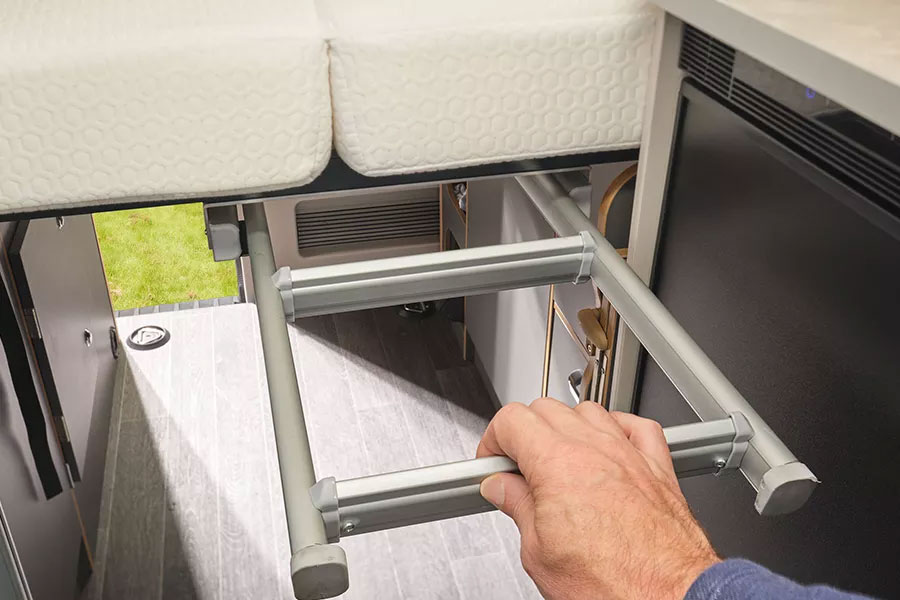 2025 Endeavour Models - B65 Interior