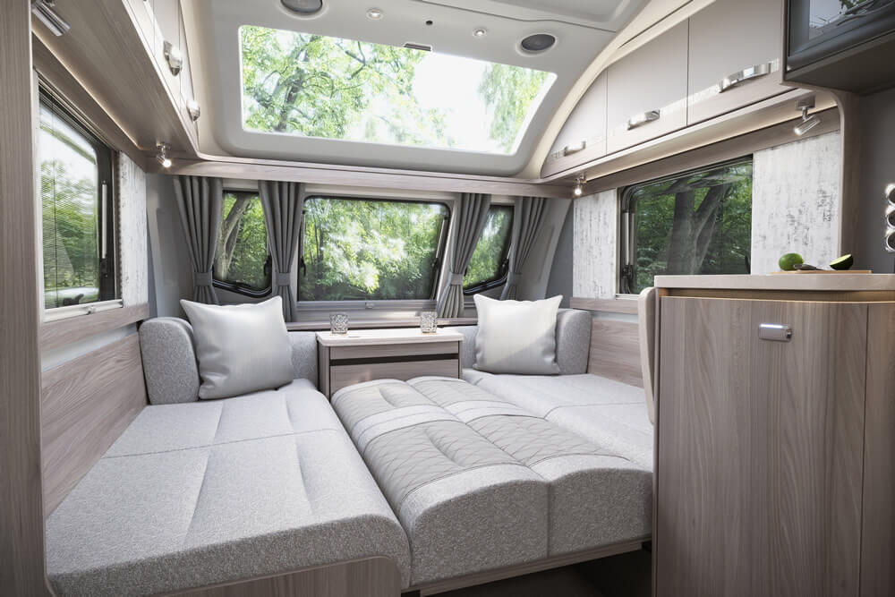 Swift Challenger Exclusive - Interior